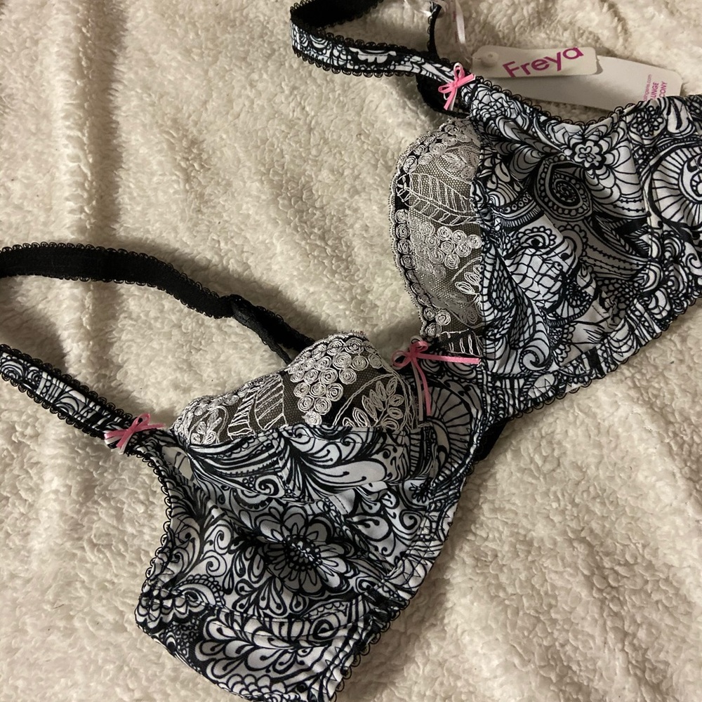 Freya bra